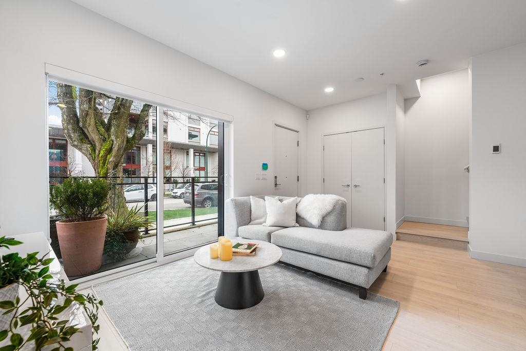 Walk-In Closet Photo of 2425 Grant Street, Vancouver, BC