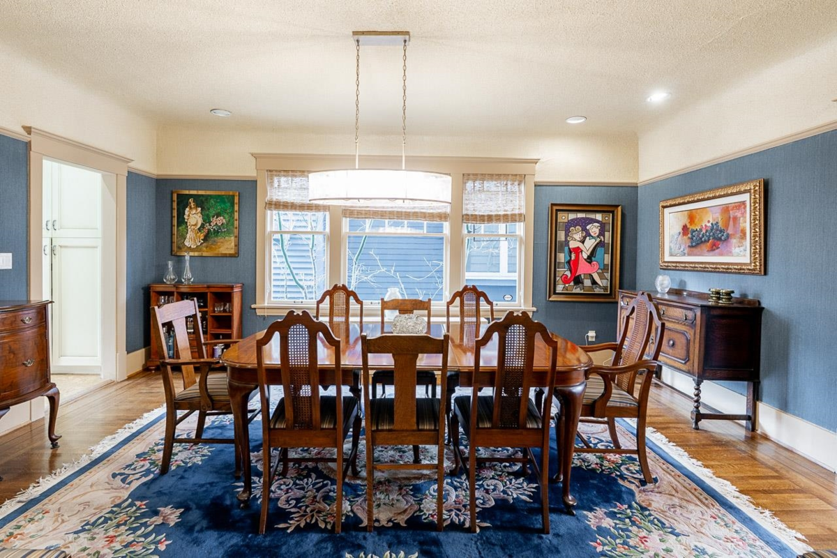 Family Room Photo of 1986 W 36th Avenue, Vancouver, BC