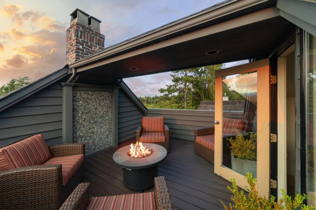 Garage Interior Photo of 1986 W 36th Avenue, Vancouver, BC