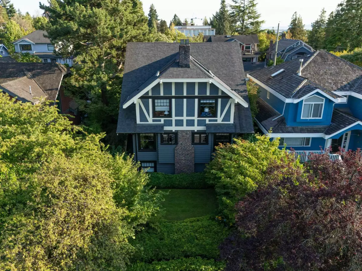 Neighborhood Park Photo Near 1986 W 36th Avenue, Vancouver, BC