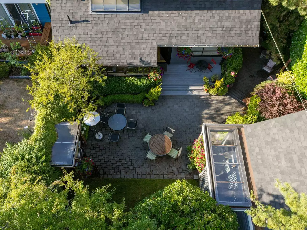 Street View Photo of 1986 W 36th Avenue, Vancouver, BC