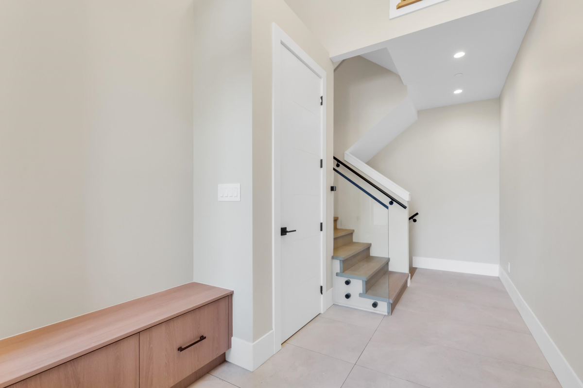 Walk-In Closet Photo of 1354 Judd Road, Squamish, BC