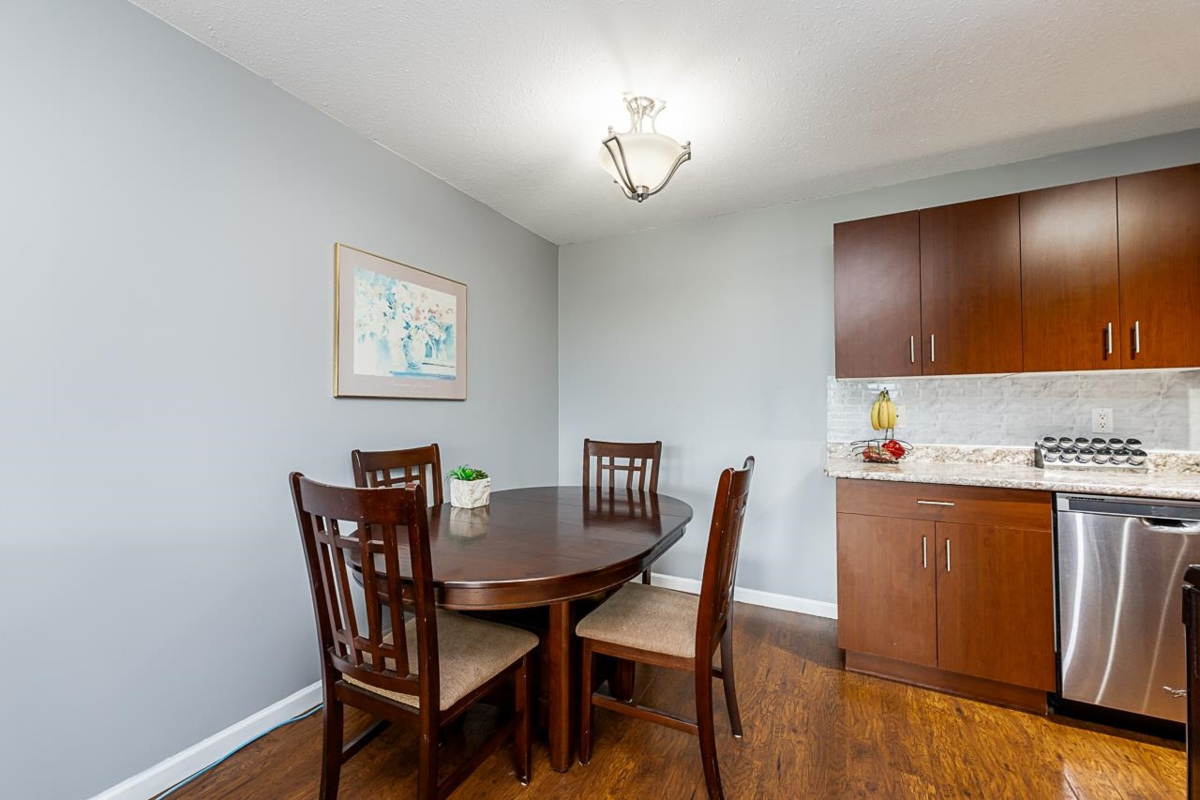 Walk-In Closet Photo of 304 46374 Margaret Avenue, Chilliwack, BC