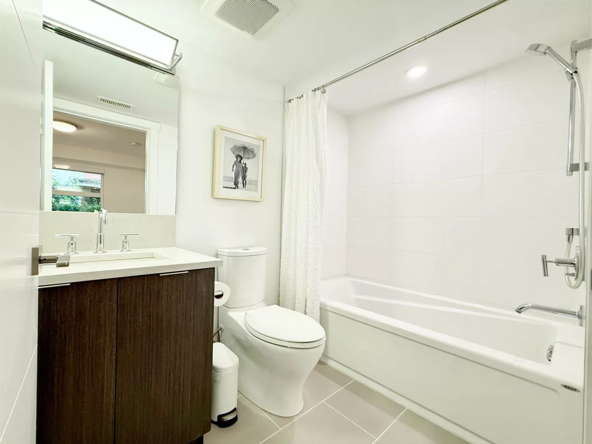 Outdoor Patio Photo of 5458 Oak Street, Vancouver, BC