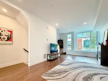 5458 Oak Street, Vancouver, BC