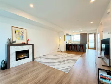 Kitchen Photo of 5458 Oak Street, Vancouver, BC