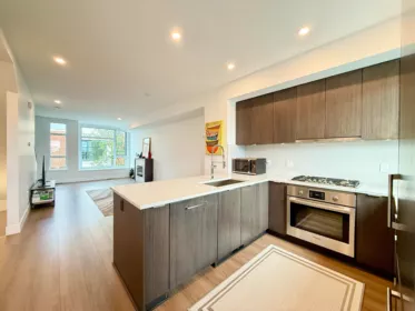 Primary Bedroom Photo of 5458 Oak Street, Vancouver, BC