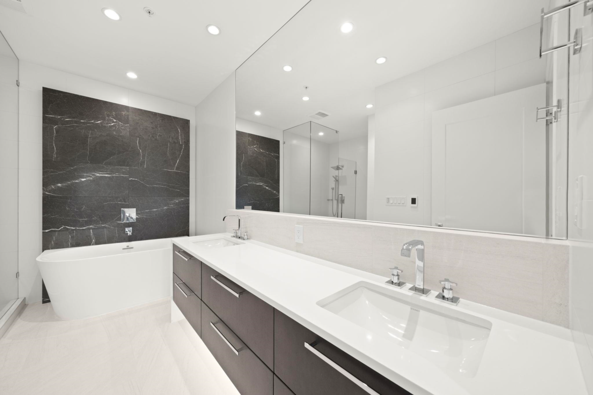 Mudroom Photo of 504 6168 East Boulevard, Vancouver, BC