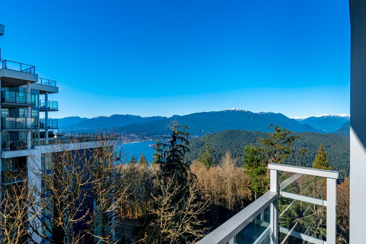 Backyard Photo of 1006 9060 University Crescent, Burnaby, BC