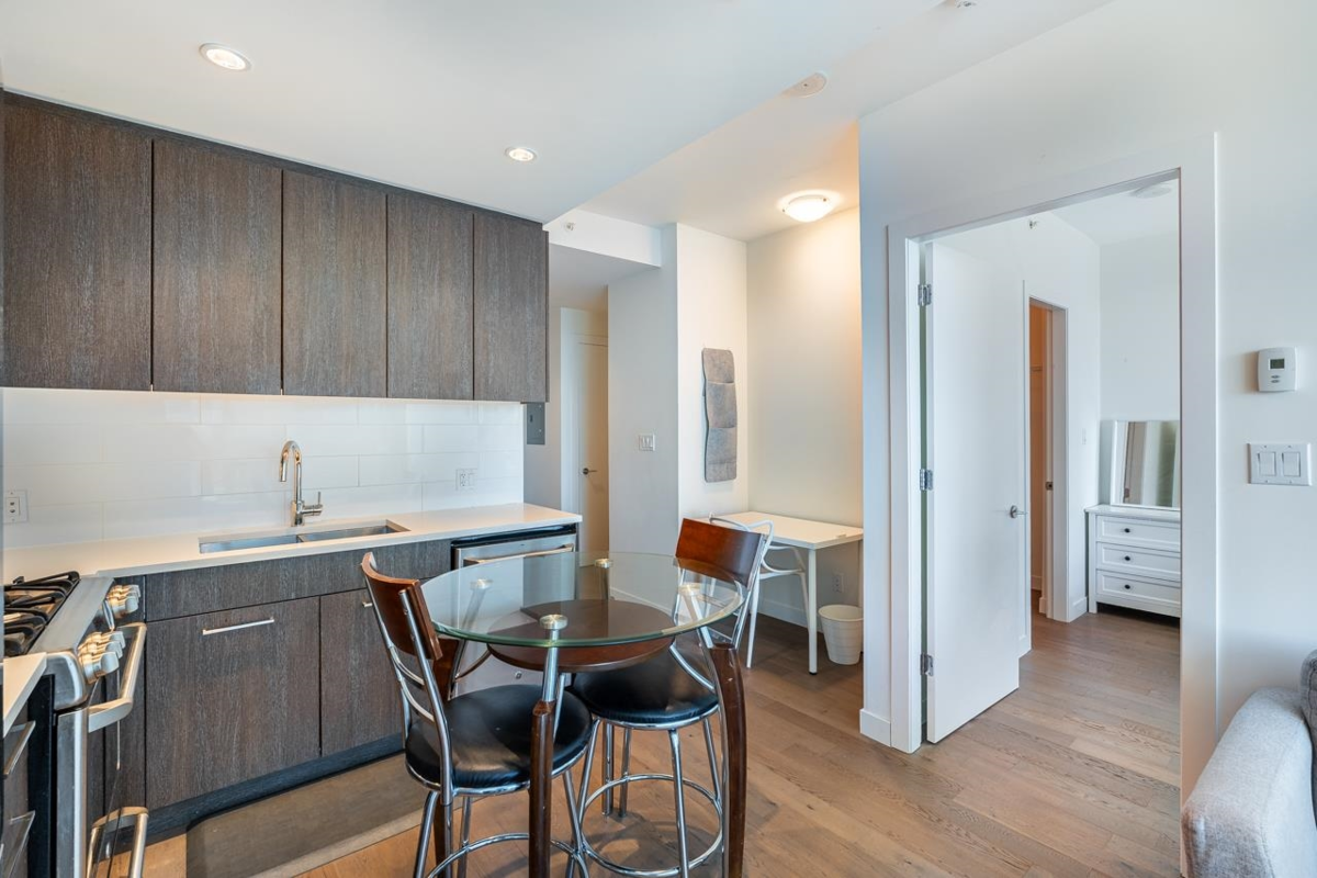 Breakfast Nook Photo of 1006 9060 University Crescent, Burnaby, BC