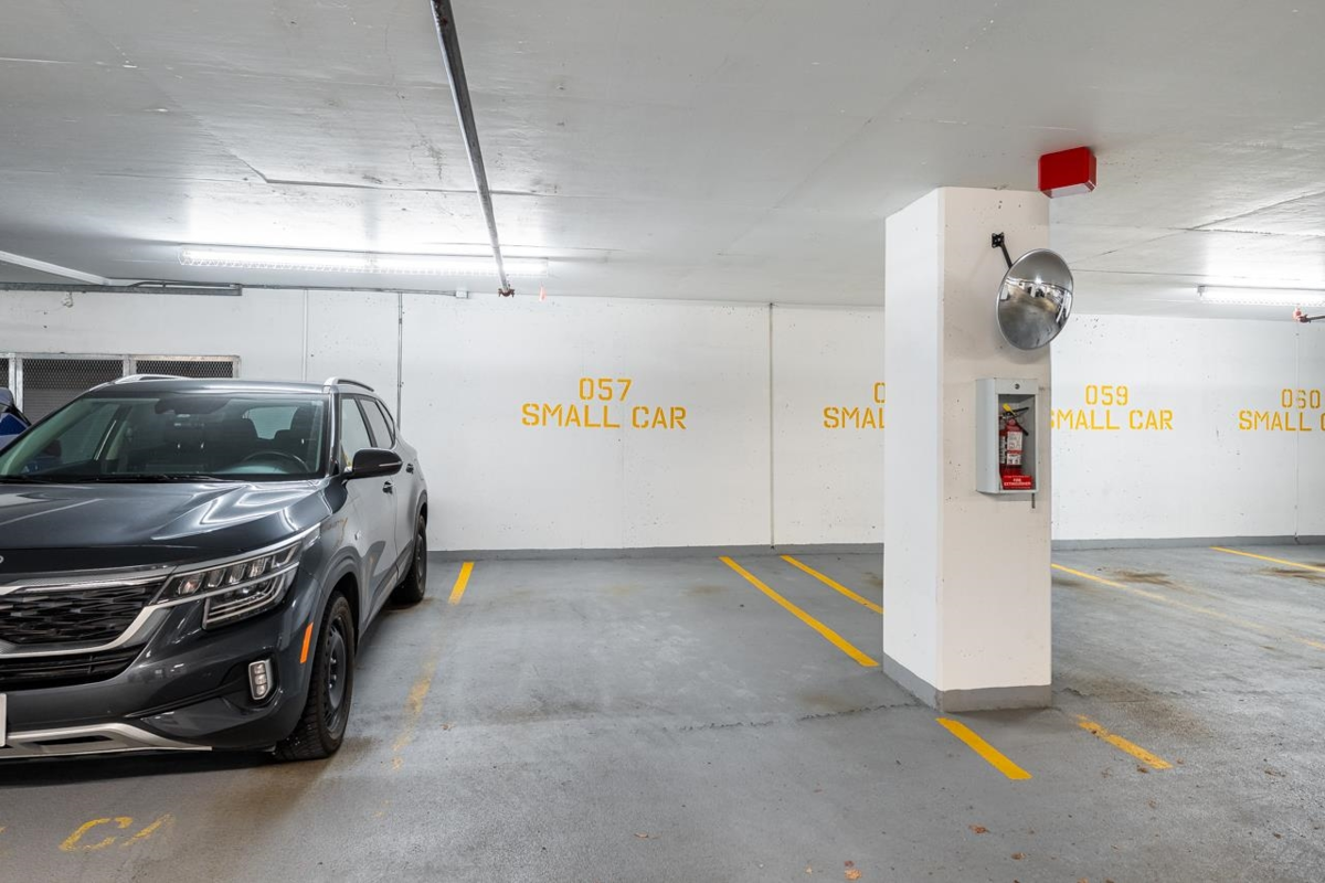 Community Amenities Photo (Clubhouse) of 1006 9060 University Crescent, Burnaby, BC