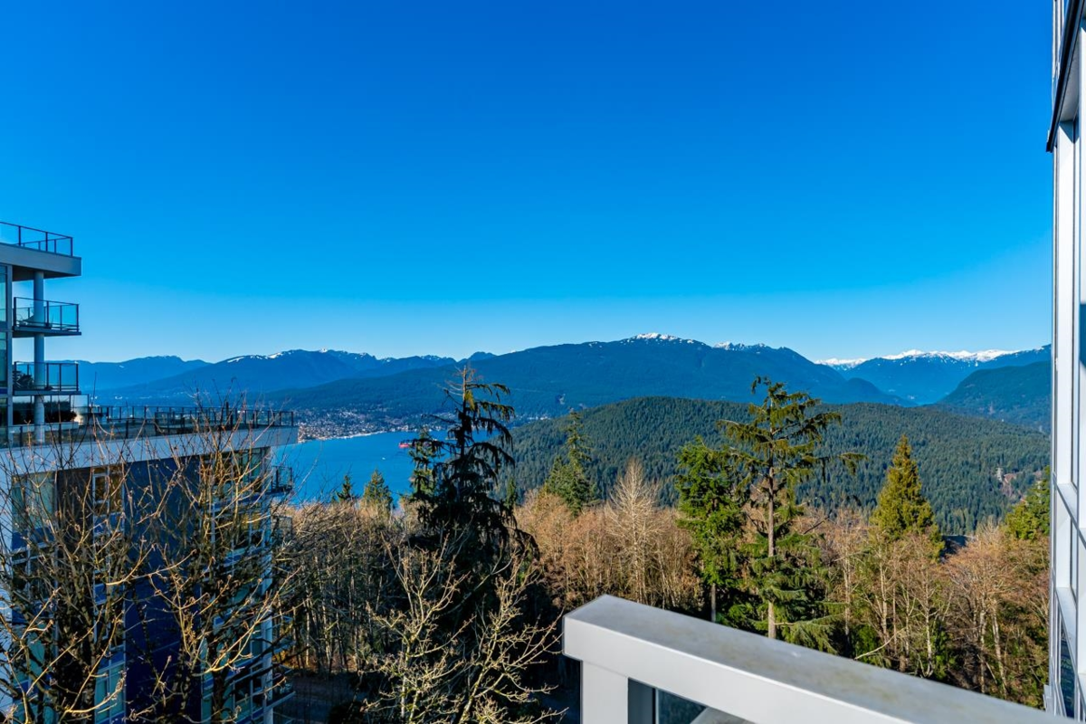 Front Yard Photo of 1006 9060 University Crescent, Burnaby, BC