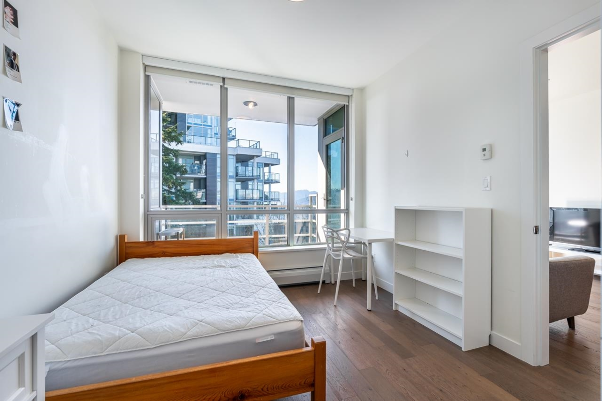 Powder Room Photo of 1006 9060 University Crescent, Burnaby, BC