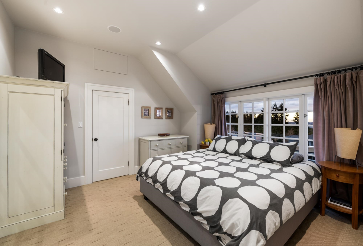 Outdoor Patio Photo of 402 Brand Street, North Vancouver, BC