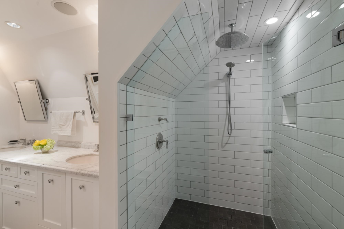 Swimming Pool Photo of 402 Brand Street, North Vancouver, BC