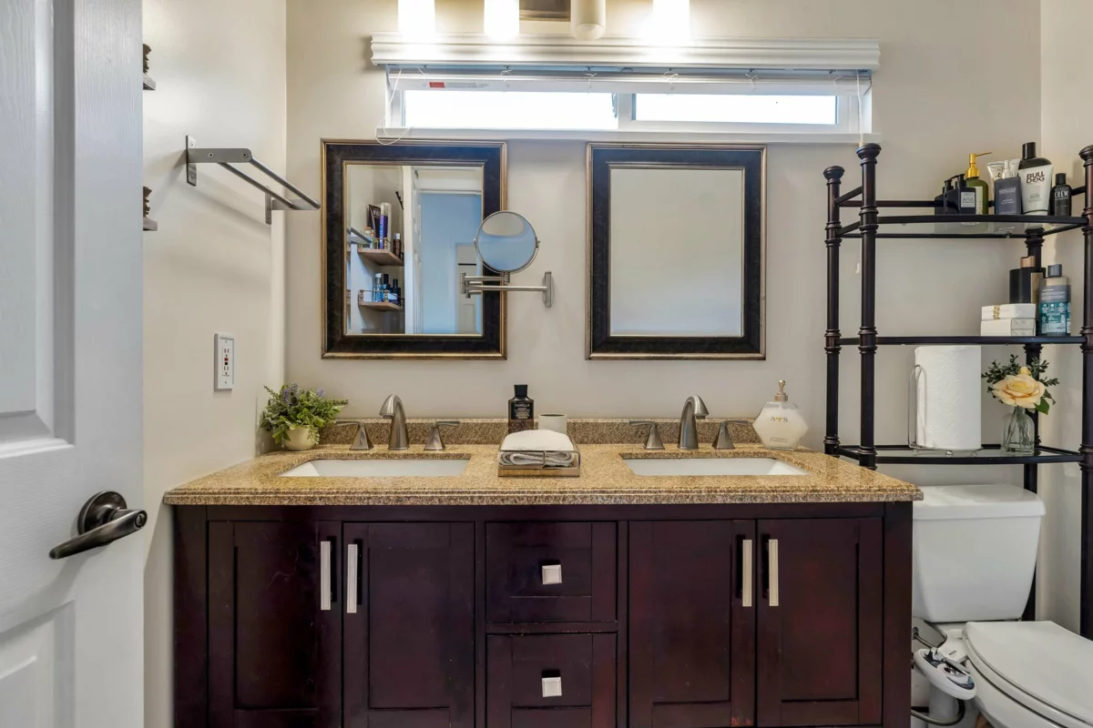 Mudroom Photo of 122 Blackberry Drive, Port Moody, BC