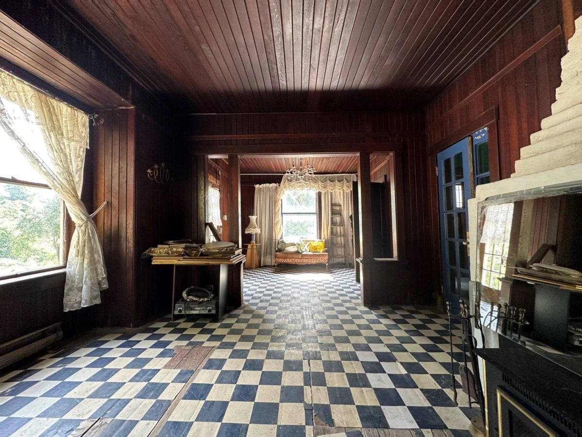 Exterior Rear Photo of 31010 Trans Canada Highway, Yale, BC