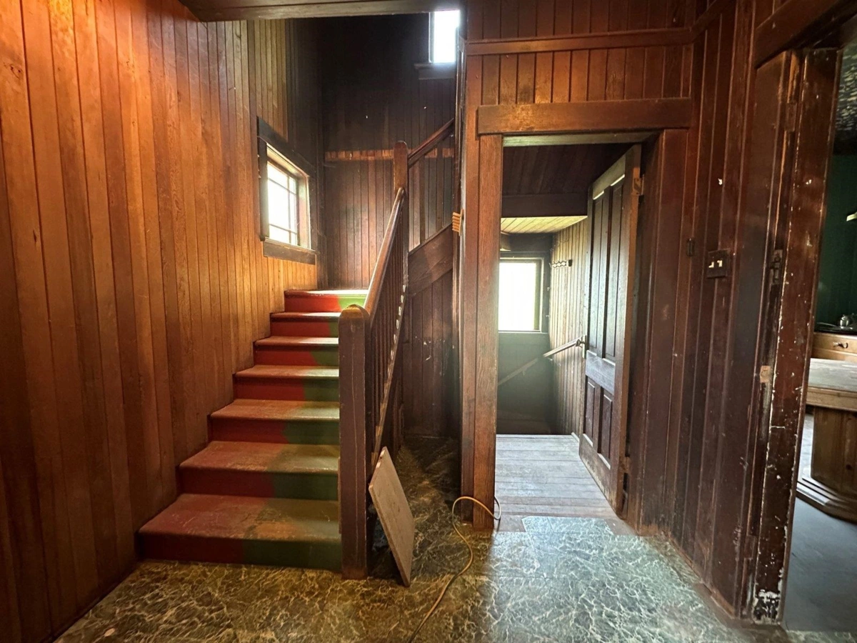 Kitchen Island Photo of 31010 Trans Canada Highway, Yale, BC