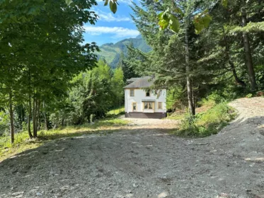 31010 Trans Canada Highway, Yale, BC, Sunshine Valley — 5 bed single family residence for sale
