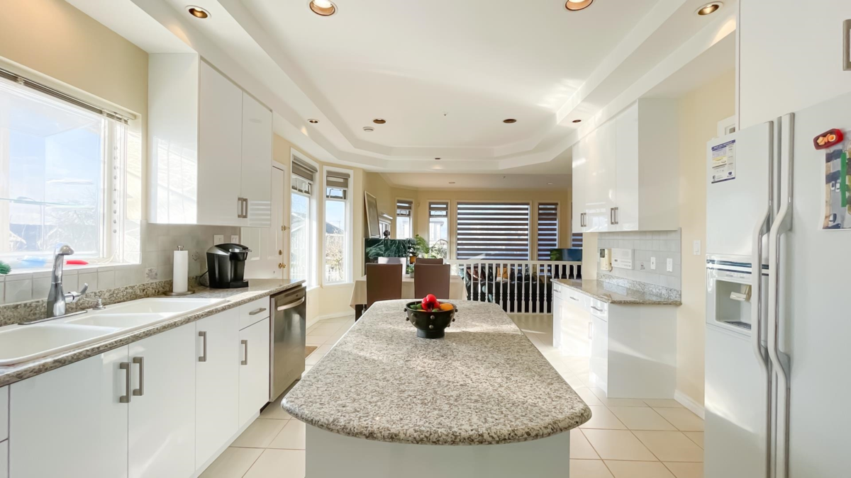 Walk-In Closet Photo of 2056 Scarboro Avenue, Vancouver, BC