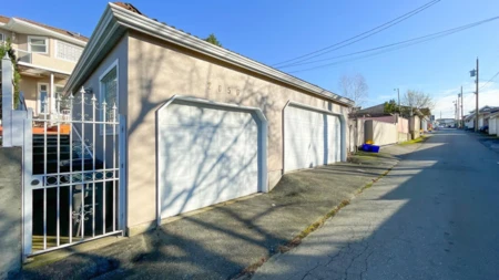 Aerial View of 2056 Scarboro Avenue, Vancouver, BC