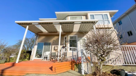 Garden / Landscaping Photo of 2056 Scarboro Avenue, Vancouver, BC