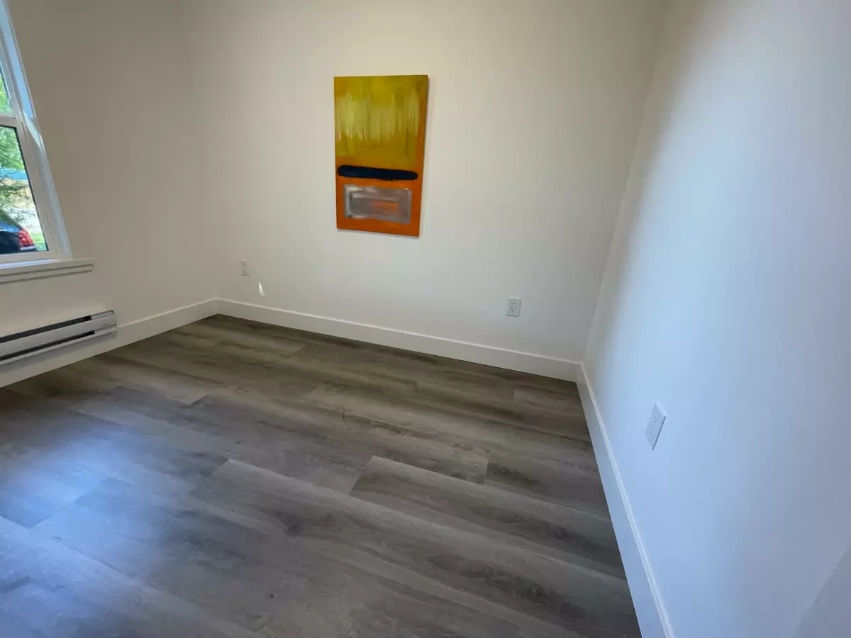 Kitchen Island Photo of 500 Douglas Crescent, Richmond, BC