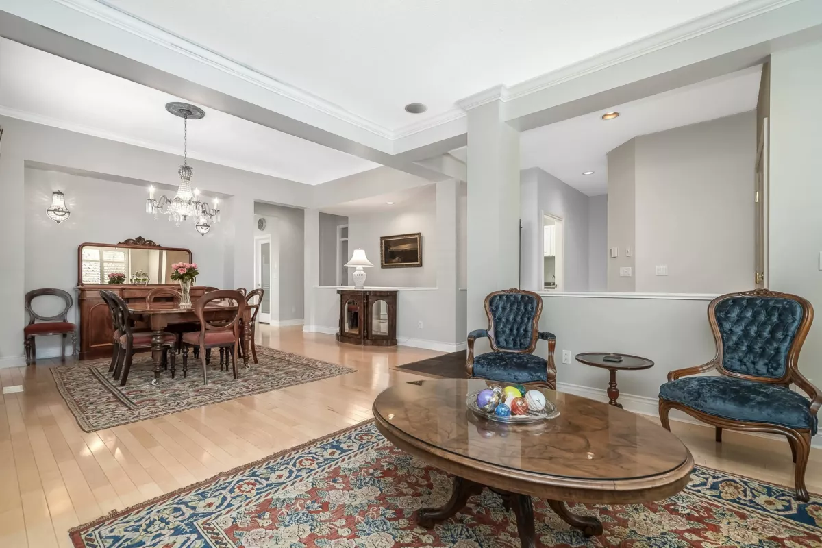 Dining Area Photo of 31 3355 Morgan Creek Way, Surrey, BC