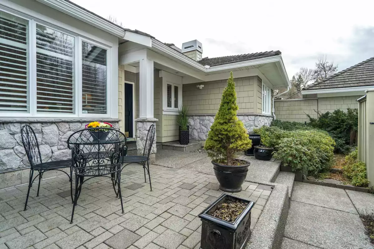 Swimming Pool Photo of 31 3355 Morgan Creek Way, Surrey, BC