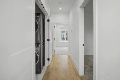Mudroom Photo of 16685 15a Avenue, Surrey, BC