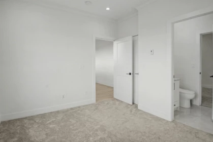 Powder Room Photo of 16685 15a Avenue, Surrey, BC