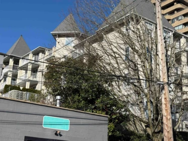 Office / Den Photo of 305 1035 Auckland Street, New Westminster, BC