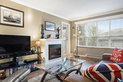 309 6815 188 Street, Surrey, BC, Surrey — Apartment/Condo for sale
