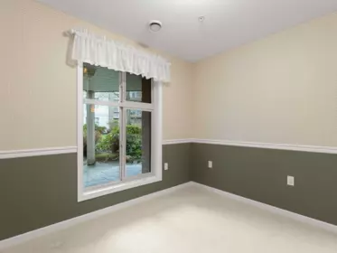 Hallway Photo of 118 15350 19a Avenue, Surrey, BC