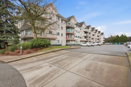 Outdoor Patio Photo of 402 33738 King Road, Abbotsford, BC