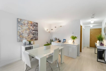 Kitchen Photo of 1007 615 Belmont Street, New Westminster, BC