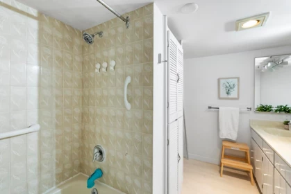 Laundry Room Photo of 1007 615 Belmont Street, New Westminster, BC