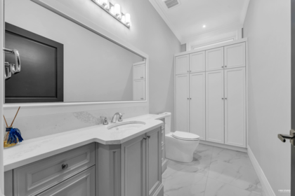 Hot Tub / Spa Photo of 3562 W 34th Avenue, Vancouver, BC
