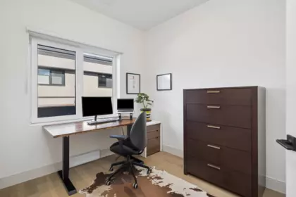 Loft / Bonus Room Photo of 2 632 E 3rd Street, North Vancouver, BC