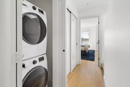 Mudroom Photo of 2 632 E 3rd Street, North Vancouver, BC