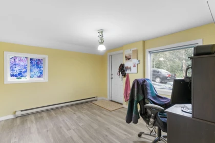 Entry Foyer Photo of 33861 Prentis Avenue, Mission, BC