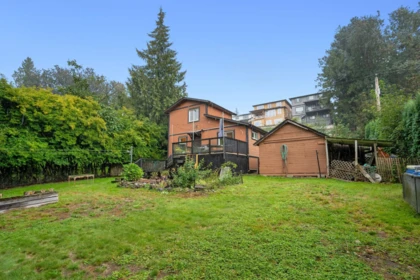 Garden / Landscaping Photo of 33861 Prentis Avenue, Mission, BC