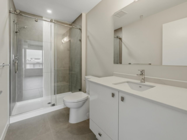Primary Bathroom Photo of 507 23200 Gilley Road, Richmond, BC