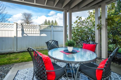Front Yard Photo of 98 2533 152 Street, Surrey, BC