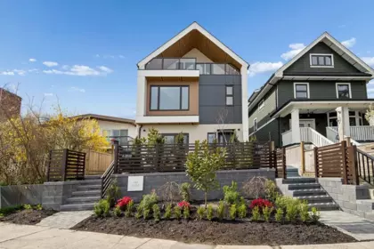 Outdoor Patio Photo of 1 3393 Victoria Drive, Vancouver, BC