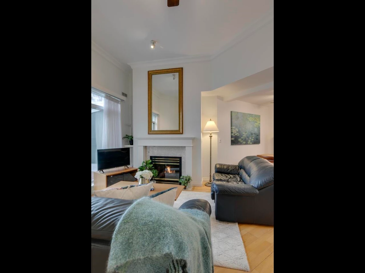 Family Room Photo of 414 128 W 8th Street, North Vancouver, BC
