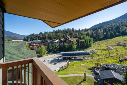 614 2202 Gondola Way, Whistler, BC, Whistler — Apartment/Condo for sale