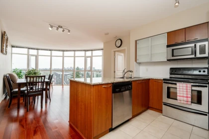 Kitchen Photo of 952 1483 E King Edward Avenue, Vancouver, BC