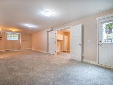 Garden / Landscaping Photo of 7758 169a Street, Surrey, BC