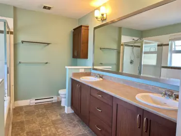 Hallway Photo of 7758 169a Street, Surrey, BC